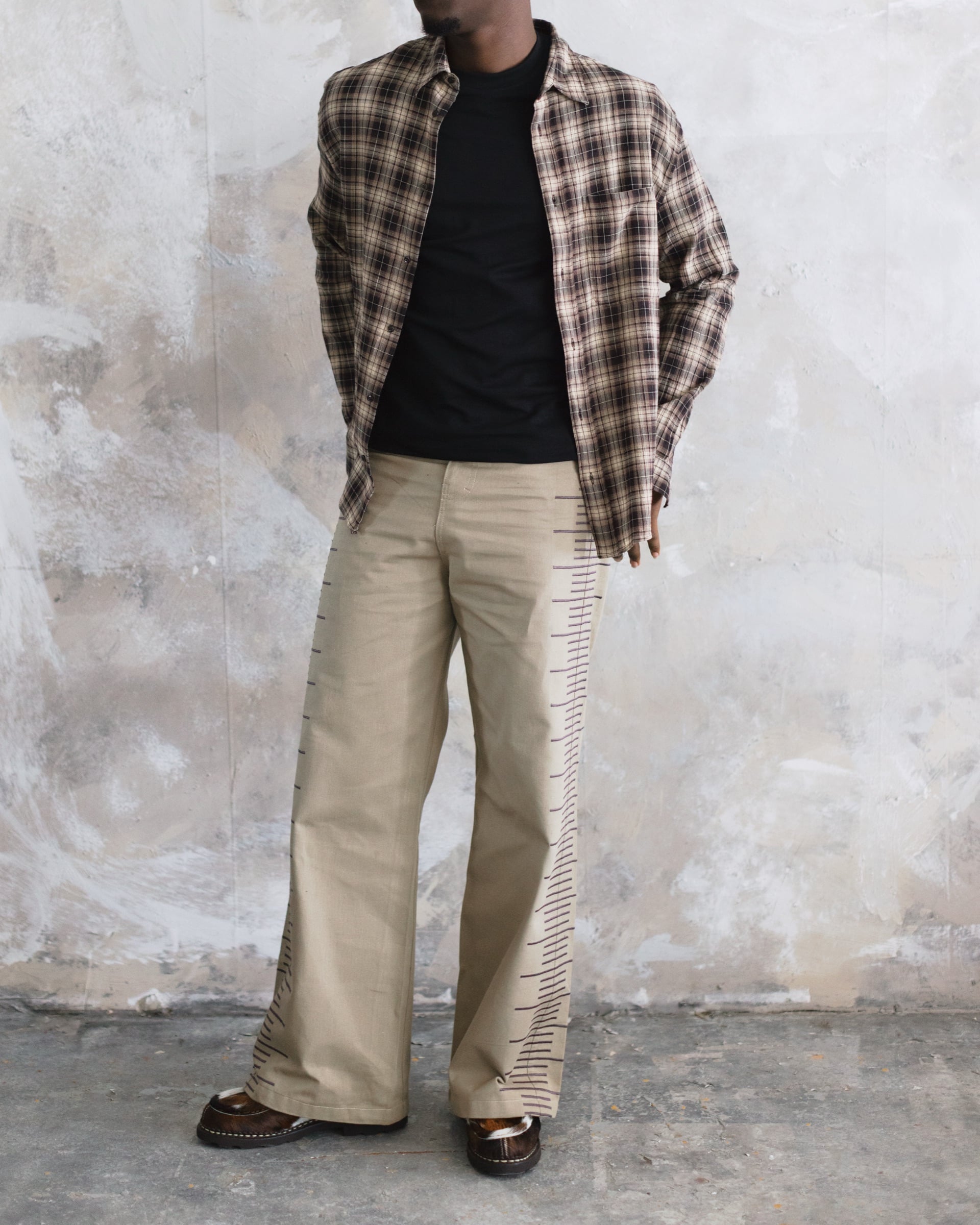 The ruler pant, frame 2